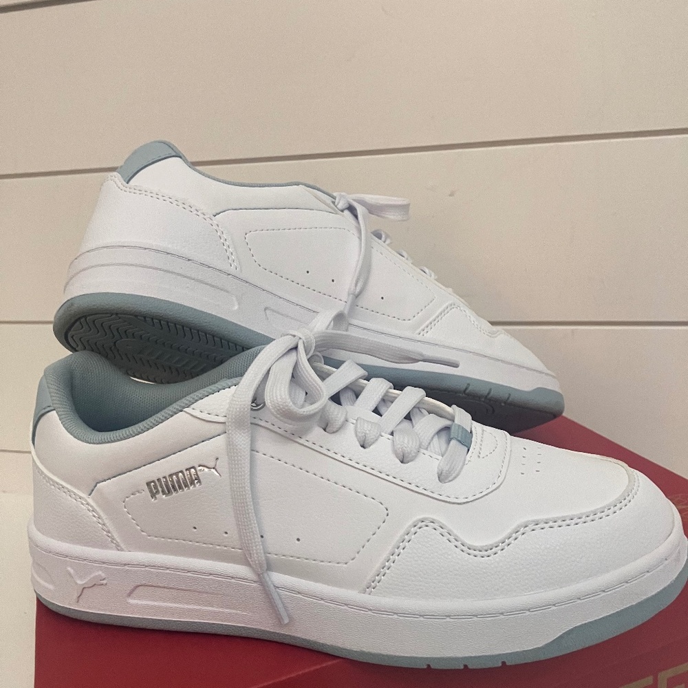 NWT Puma Sz 8 Court Classy White and Teal Shoes